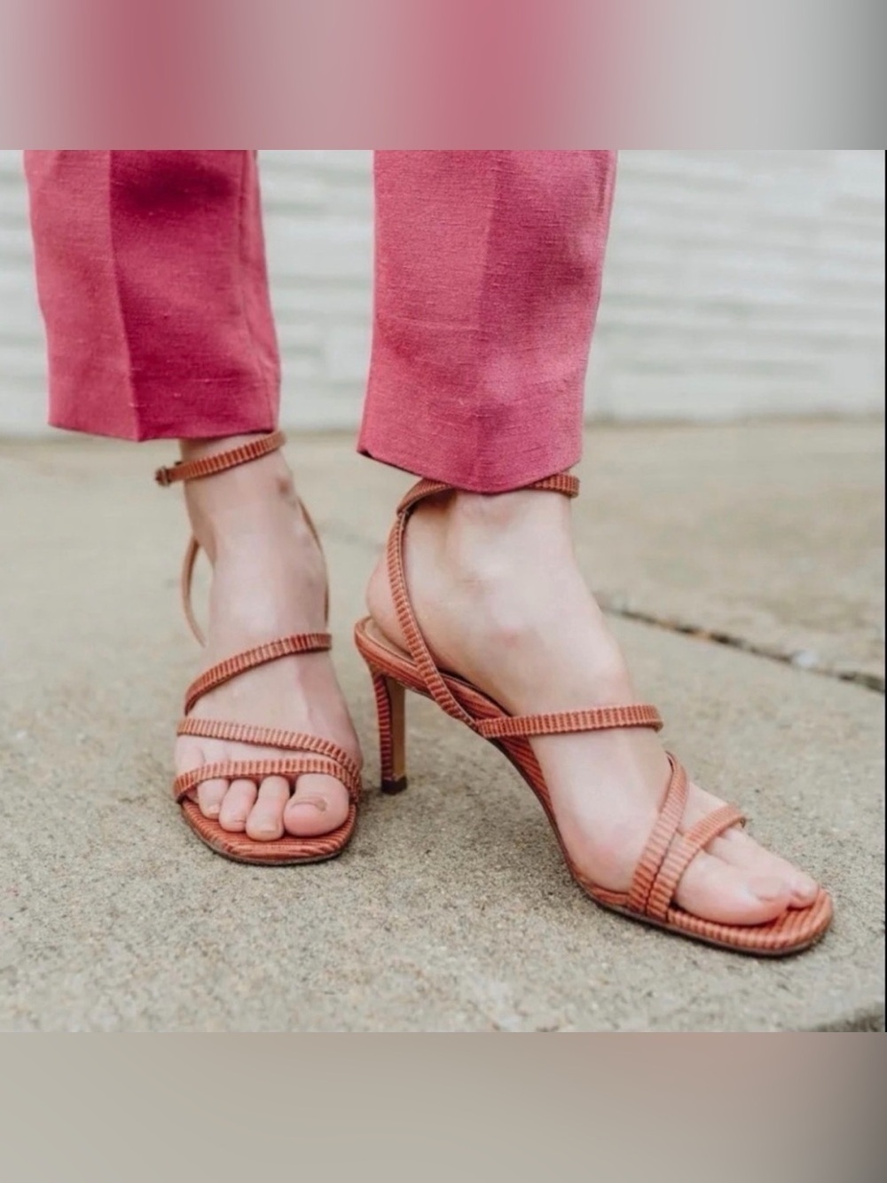 Inez Sophia Sandal in pink lizard size 6 W